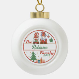 Gnome Family Christmas Keramik Kugel-Ornament