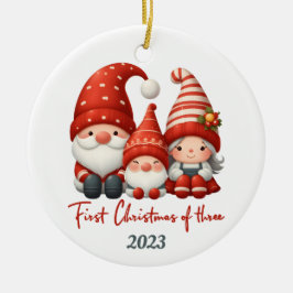 Gnome Holidays: Erste Weihnachten von drei Ornamen Keramik Ornament