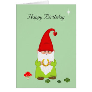 Gnome joyeux avec fer à cheval sur carte d'anniver