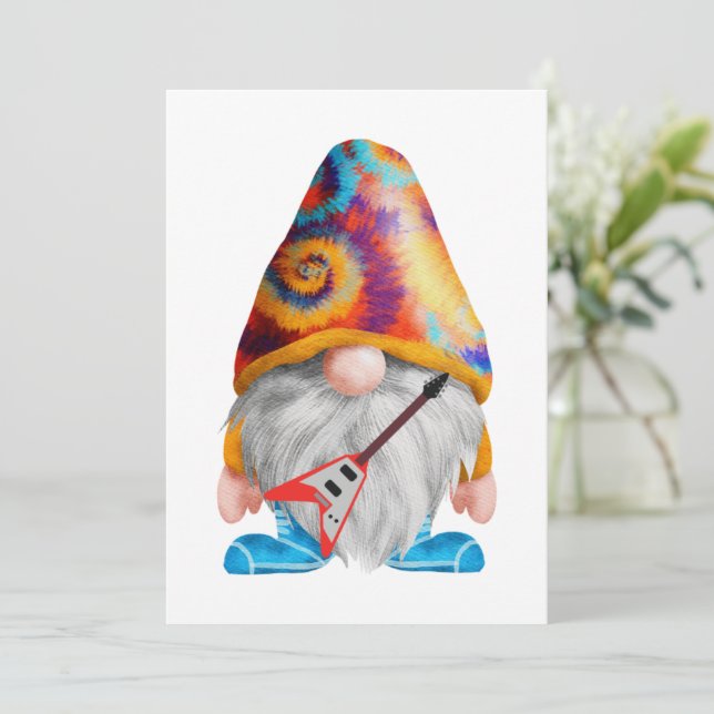 Gnome mit Gitarre und buntem Hut auf einem Einladung (Stehend Vorderseite)