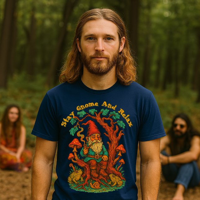 Gnome on Gnarly Tree Retro Psychedelic Art T-Shirt (Von Creator hochgeladen)