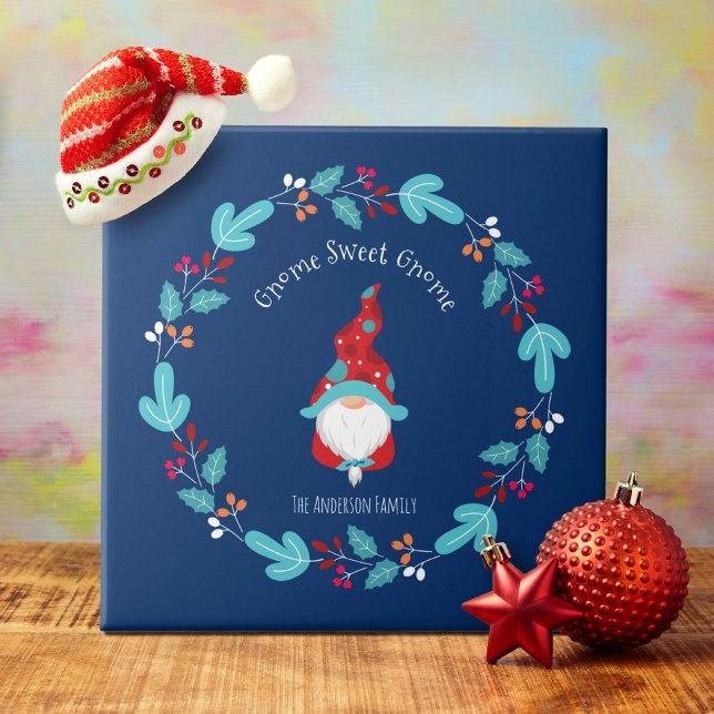 Gnome Sweet Gnome Blue Modern Elf Blumenreath Fliese (Von Creator hochgeladen)