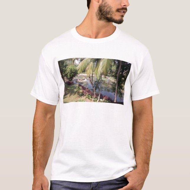 Goa India Garden T-Shirt (Vorderseite)