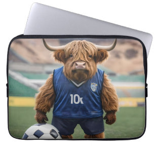 "Goal-Getter: Eine Hochlandkuh für Fußball verklei Laptopschutzhülle