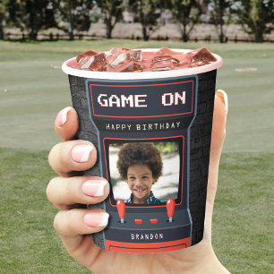 Gobelets En Papier Arcade Jeu Photo Brick Wall Retro