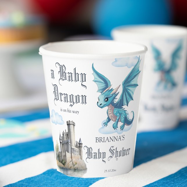 Gobelets En Papier Baby shower médiéval pour bébé dragon mignon monog (Medieval cute baby dragon baby shower monogrammed paper cups personalized dragon table decor)