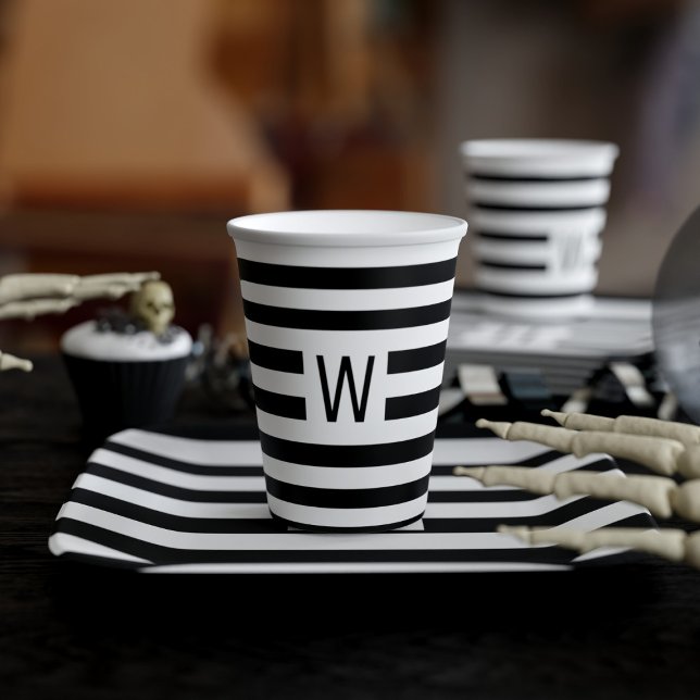 Gobelets En Papier Bandes noires et blanches simples Monogrammes (A stylish black & white striped paper cup suitable for any occasion you need one Just add an initial)