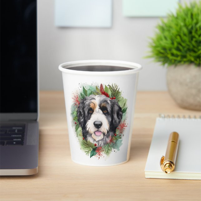 Gobelets En Papier Bernedoodle Christmas Wreath Festive Pup (Insitu)