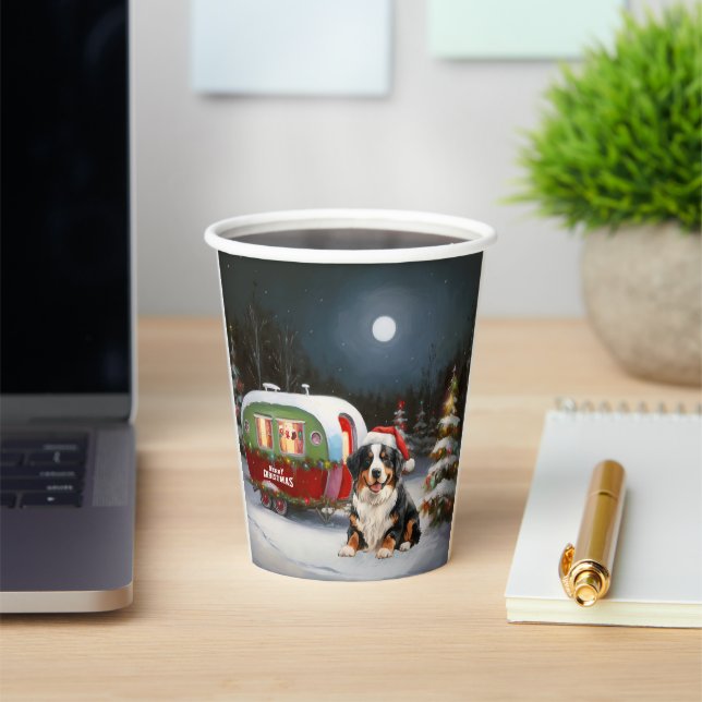 Gobelets En Papier Bernese Mountain Caravan Christmas Adventure (Insitu)