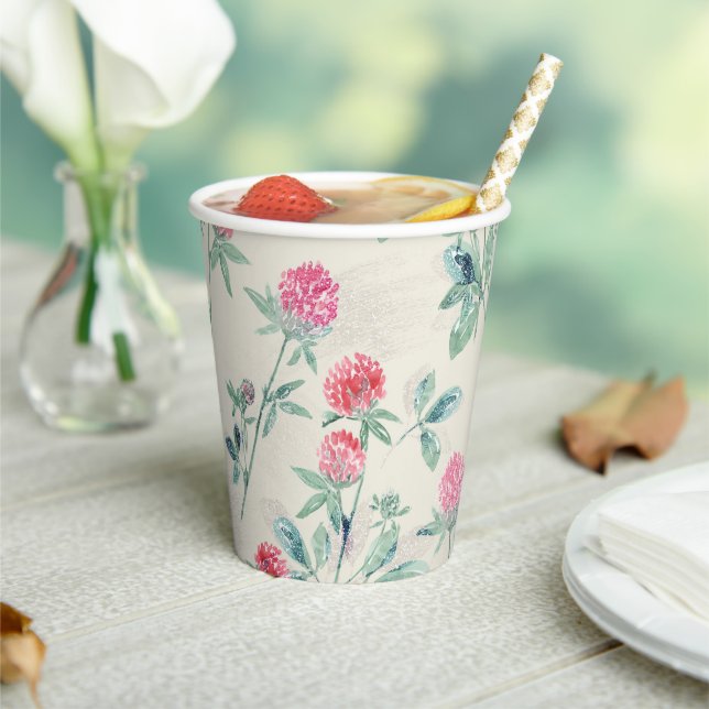 Gobelets En Papier Clover, shamrock sur beige. (Insitu)