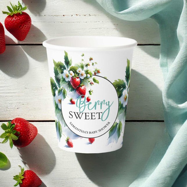Gobelets En Papier Coupes de papier à fraise personnalisées pour Baby (Strawberry baby shower decor watercolor paper cups art by Do Tell A Belle)