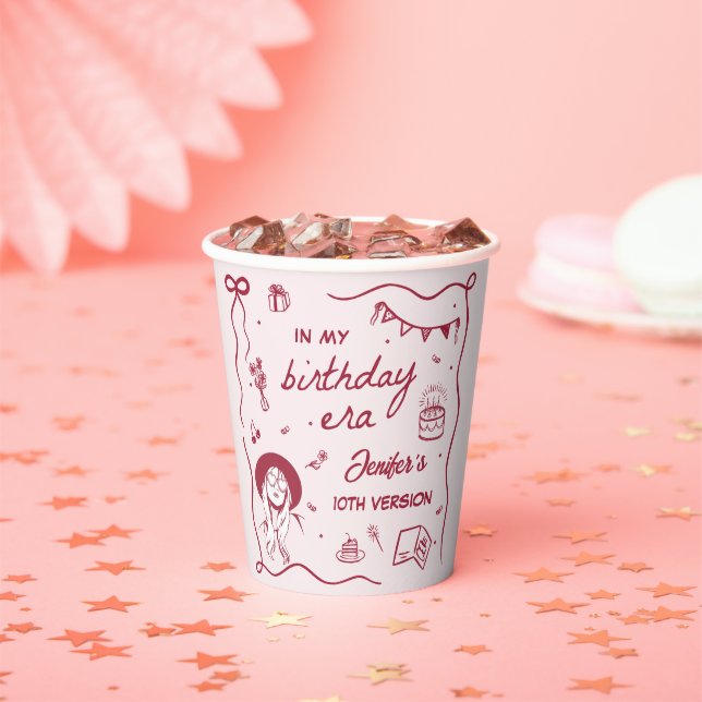 Gobelets En Papier Dans Mon Anniversaire Retro Anniversaire (Insitu)