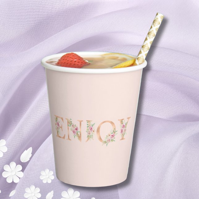 Gobelets En Papier Élégant Script Blush Rose Roses Fête des mariées (Créateur téléchargé)