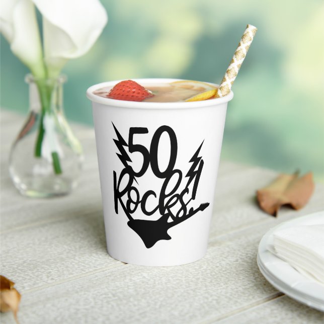 Gobelets En Papier Elégante Black & white 50th Rocks Anniversaire (Insitu)