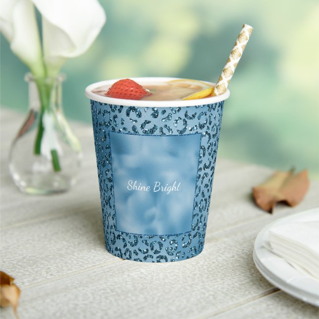 Gobelets En Papier Empreinte de léopard Parties scintillant bleu turq (Insitu)