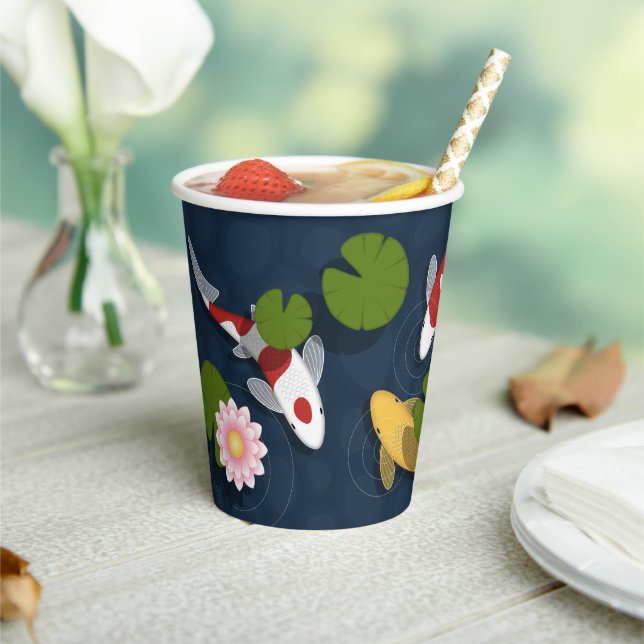 Gobelets En Papier Étang japonais de poissons Koi (Insitu)