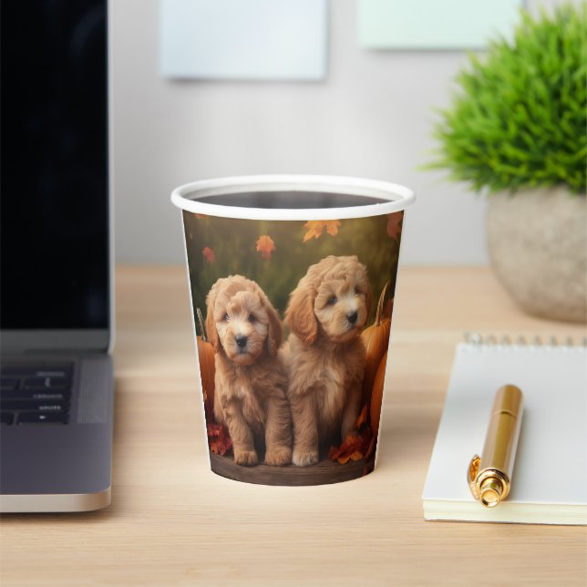 Gobelets En Papier Goldendoodle Chiot Automne Citrouille délice (Insitu)
