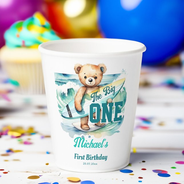 Gobelets En Papier La grande vaisselle de la fête d'anniversaire de s (The big one surfing birthday party tableware personalized paper cups cute teddy with a surfboard)