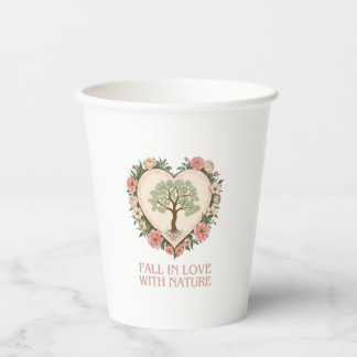 Gobelets En Papier L'amour du coeur de la nature