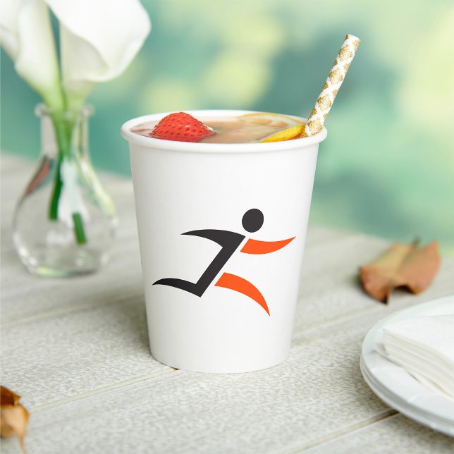 Gobelets En Papier Personne exécutant la conception (Créateur téléchargé)