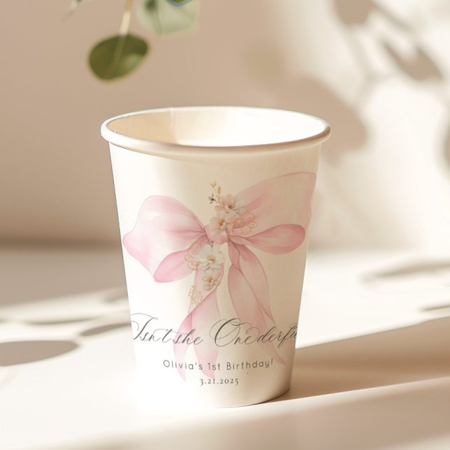 Gobelets En Papier Pink Bow n'est-elle pas une fille merveilleuse 1er (Créateur téléchargé)