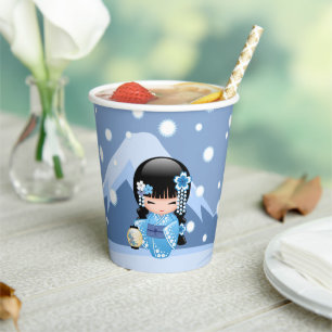 Gobelets En Papier Poupée Kokeshi d'hiver - Blue Mountain Geisha Girl