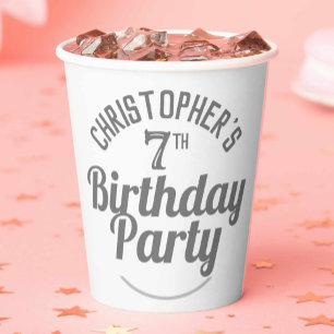 Gobelets en papier pour la célébration d'un 7ème a