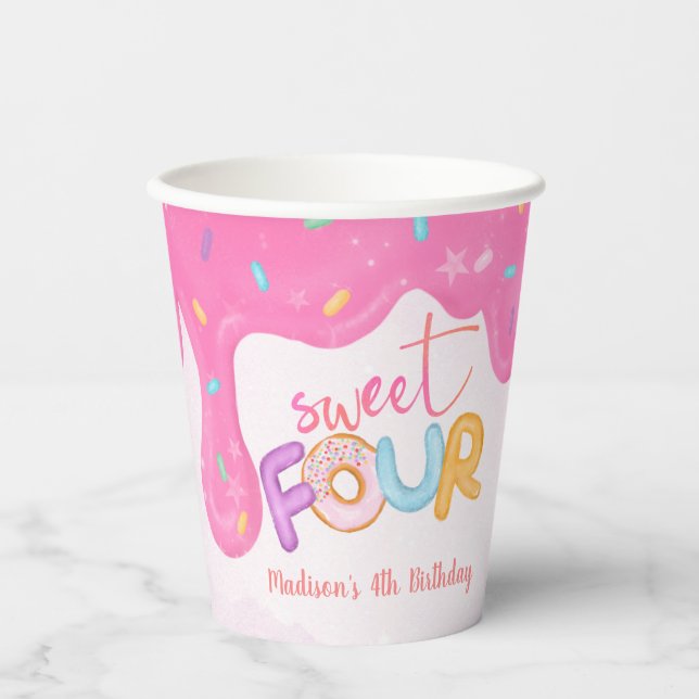 Gobelets En Papier quatre roses doux givrage fille's premier annivers (Recto)