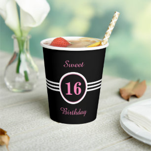 Gobelets En Papier Rose Sweet 16 sur Black Birthday Party