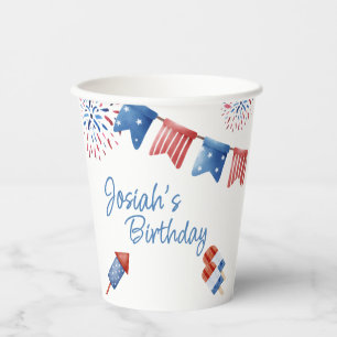 Gobelets En Papier Rouge blanc et fête d'anniversaire