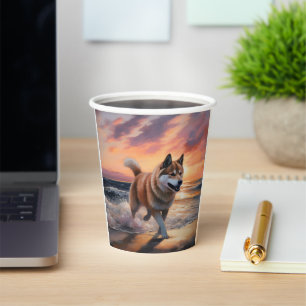Gobelets En Papier Sandy Paws Akita Chien sur le coucher du soleil de