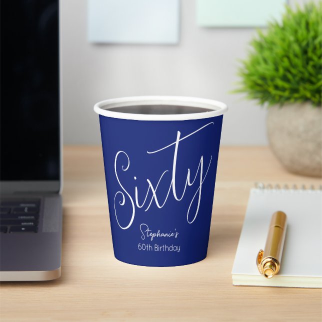 Gobelets En Papier Simply Modern Script Navy Blue 60th Birthday Party (Insitu)