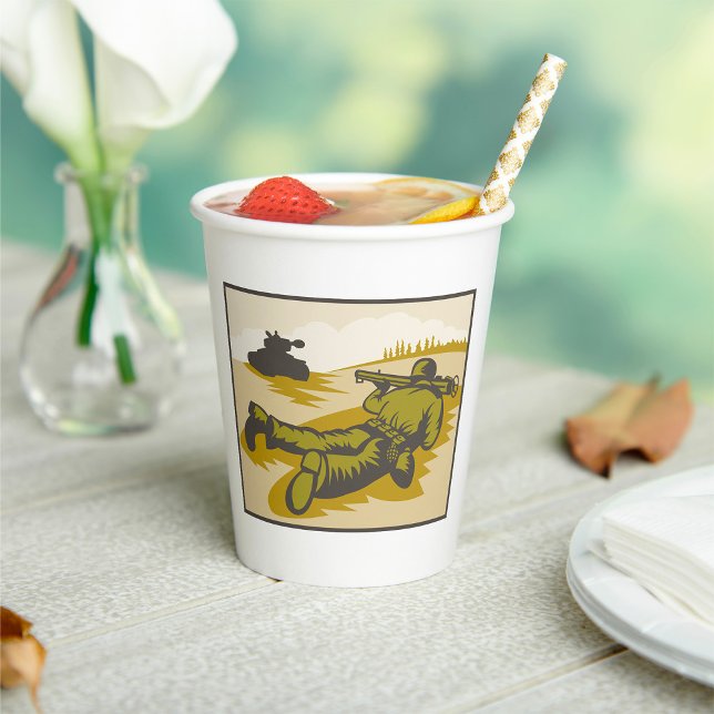 Gobelets En Papier Soldat Rétro Et Char (Créateur téléchargé)