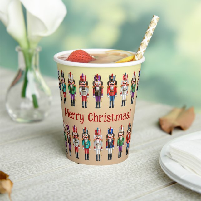 Gobelets En Papier Soldats de jouets (Insitu)