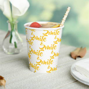 Gobelets En Papier Tasse en papier brûlée sourire jaune 