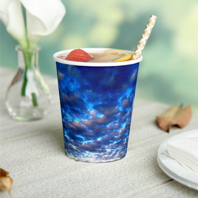 Gobelets En Papier Tourner, Pour Plus (Insitu)