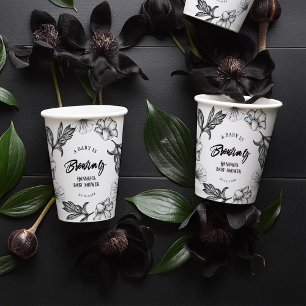 Gobelets En Papier Un bébé brasse un Baby shower de tatouage à fleurs