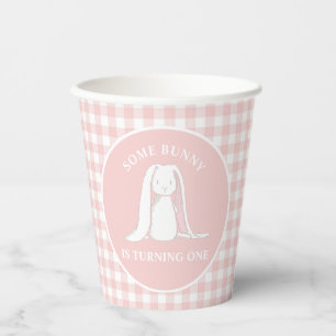 Gobelets En Papier Un petit lapin a un anniversaire rose en vichy