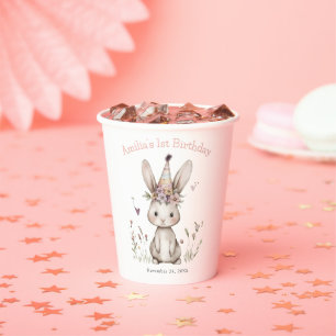 Gobelets En Papier Un petit lapin fête son premier anniversaire adora