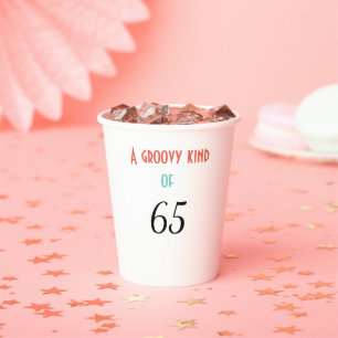 Gobelets En Papier Un type super de 65