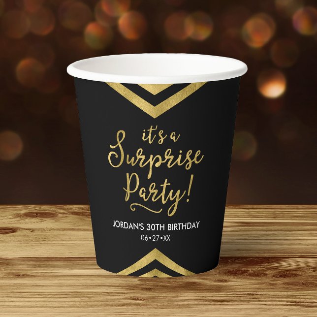 Gobelets En Papier Versatile Faux Gold Chevron C'est une fête surpris (Créateur téléchargé)