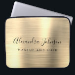 Gold-Beruflich-Metallic-Monogram-Geschäft Laptopschutzhülle<br><div class="desc">Moderne Gold Girly Make up und Hair Beauty Salon Imitats Metallic rostfrei elegante Monogram Werbeplakette oder Sleeve Werbe-Case (Promo). Dieses klassische berufliche Business-Computergehäuse kann so angepasst werden,  dass es Ihren mit Monogramm Skriptsignaturnamen und Ihren Beruf oder Ihre Position als Jobtitel enthält.</div>