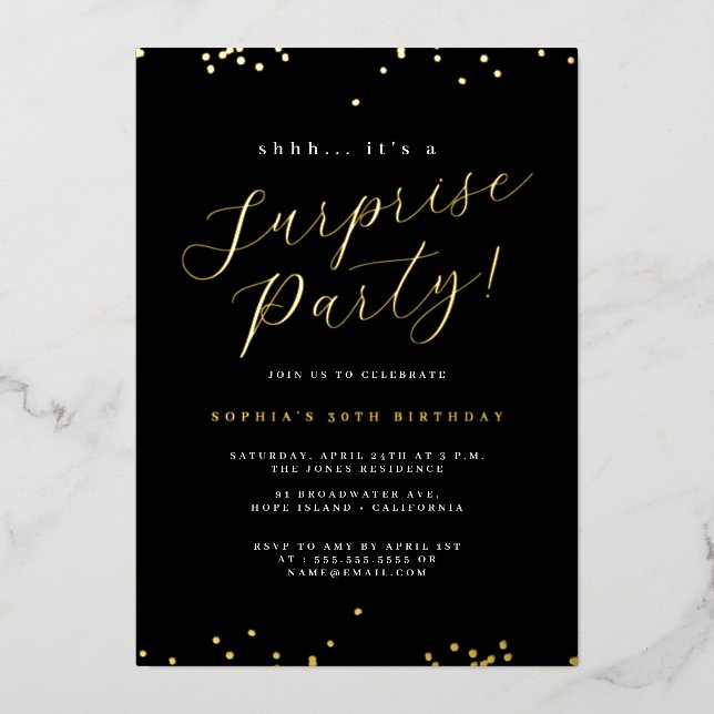 Gold Black Script Confetti Überraschungs-Party Folieneinladung (Vorderseite)