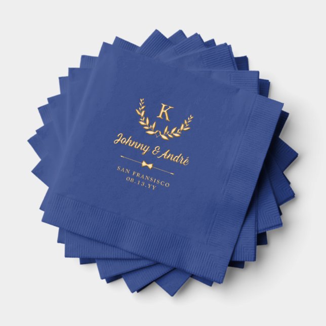 Gold Bowtie Laurel Wreath Monogram Gay Wedding Servietten Mit Folie (Insitu (Gestapelt))