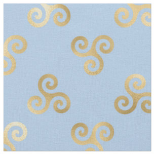 Gold Celtic Triskele Spiralen auf Light Blue Stoff