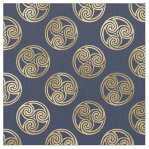 Gold Celtic Triskele Spiralen in Circles on Blue Stoff