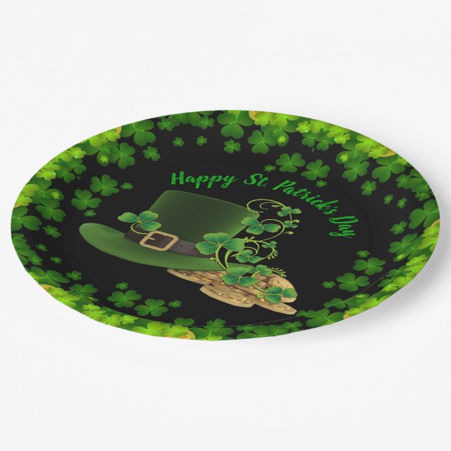 Gold Coins & Kleeblatts St. Patrick's Day Pappteller (Schrägansicht)