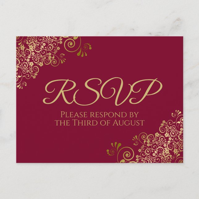 Gold Curls & Wirbel Maroon Burgundy Wedding RSVP Postkarte (Vorderseite)