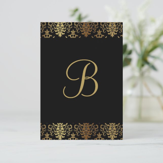 Gold Damask Black Monogram Elegante Chic Dankeskarte (Stehend Vorderseite)
