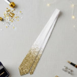 Gold Fading Wasserfall Ombre Glitzer Look Krawatte<br><div class="desc">Dieses Design kann durch Auswahl der Option Design bearbeiten personalisiert werden. Sie können auch auf andere Gegenstände übertragen. Dieses Design enthält keinen tatsächlichen Glitzer. Kontaktieren Sie mich unter colorflowcreations@gmail.com oder nutzen Sie die Chat-Option oben auf der Seite, wenn Sie dieses Design auf einem anderen Produkt haben möchten oder Hilfe benötigen....</div>